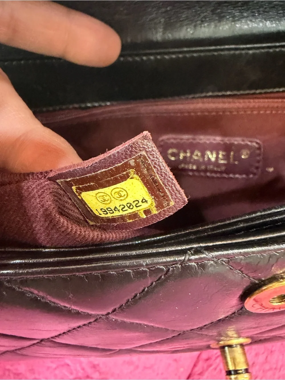 CHANEL shoulder bag